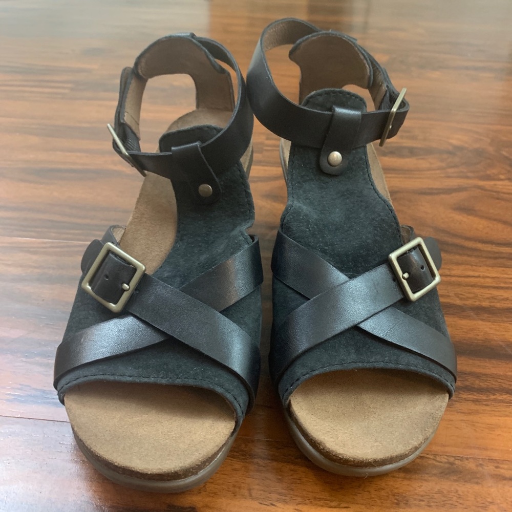 Dansko Black Crisscross Leather Ankle-Strap Sandals